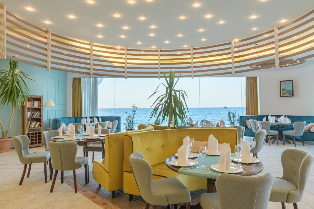 Marina Hotel, Sunny Day 瓦爾納 外观 照片