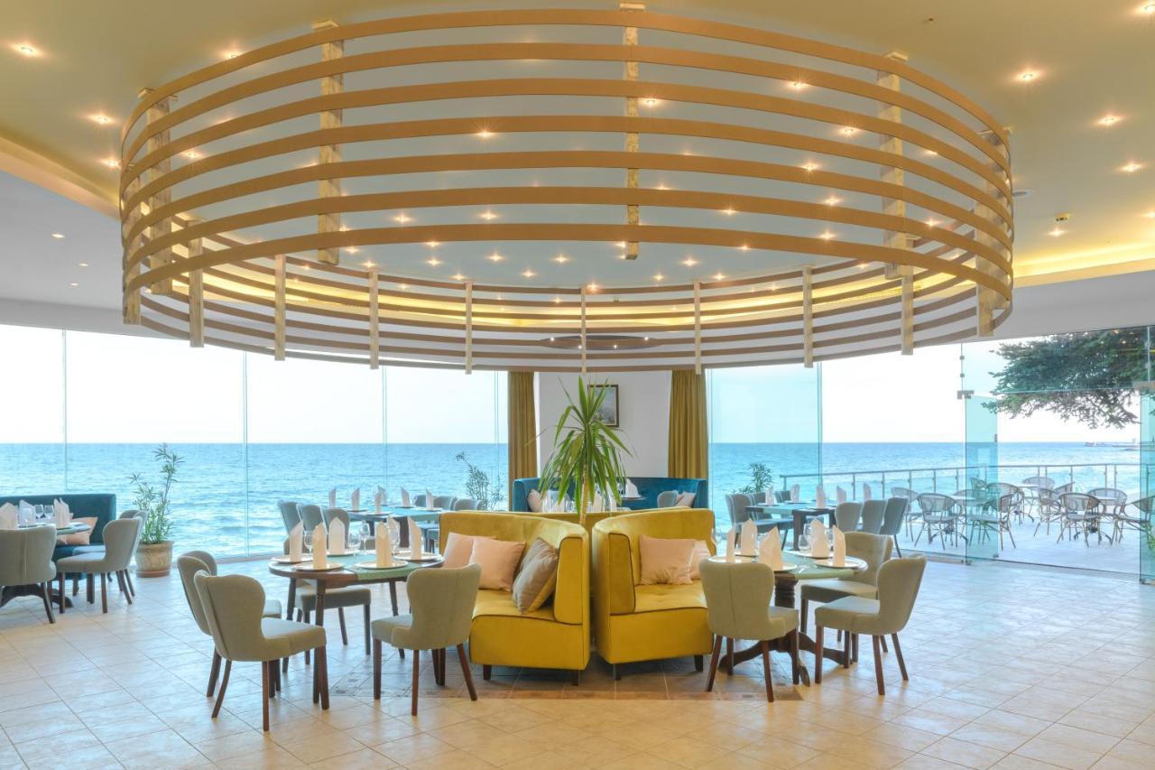 Marina Hotel, Sunny Day 瓦爾納 外观 照片
