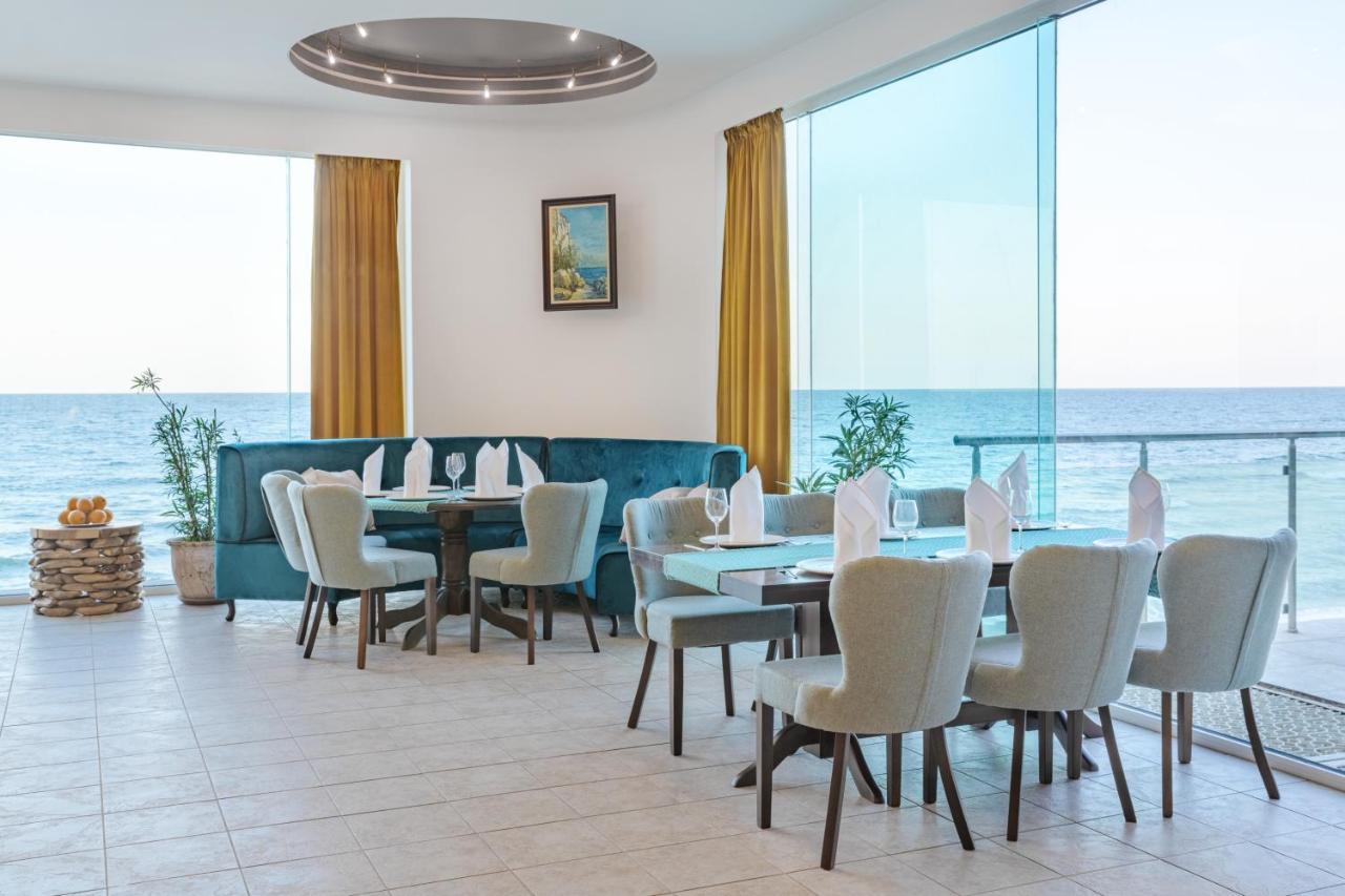 Marina Hotel, Sunny Day 瓦爾納 外观 照片
