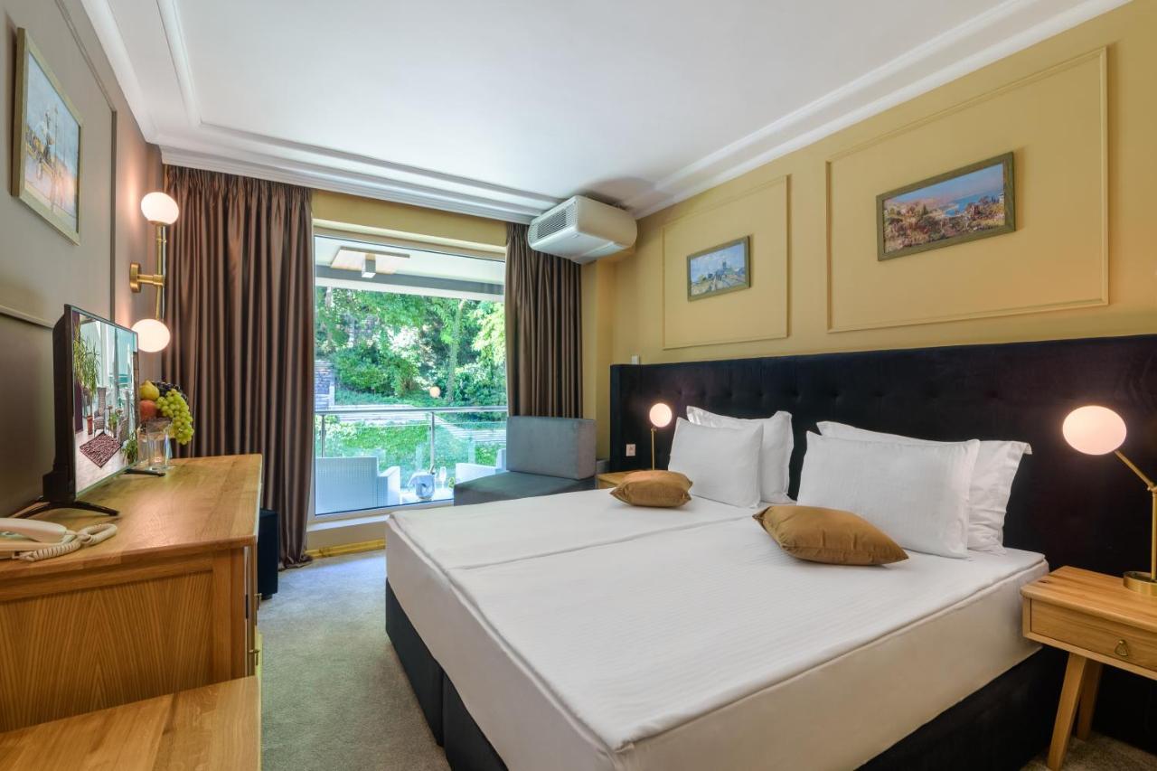 Marina Hotel, Sunny Day 瓦爾納 外观 照片