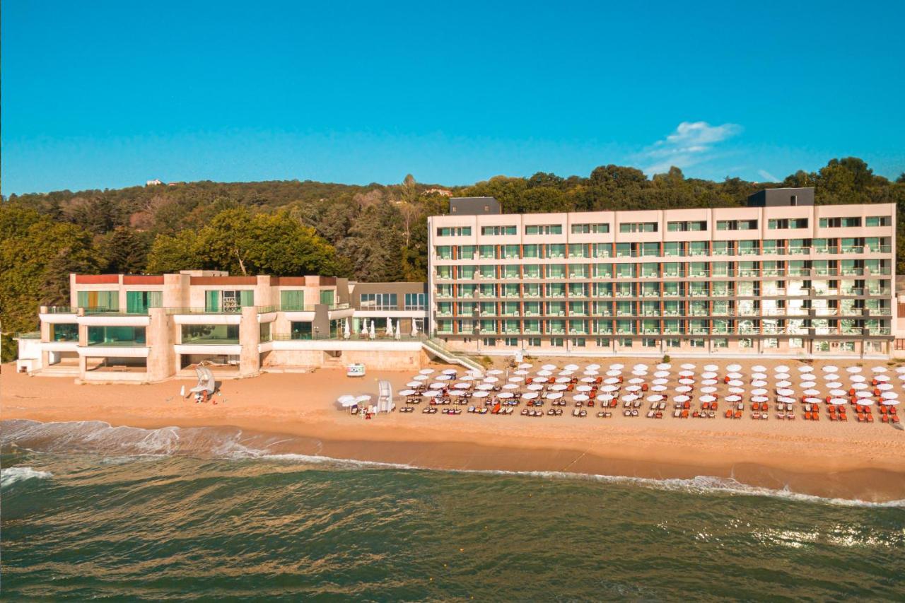 Marina Hotel, Sunny Day 瓦爾納 外观 照片