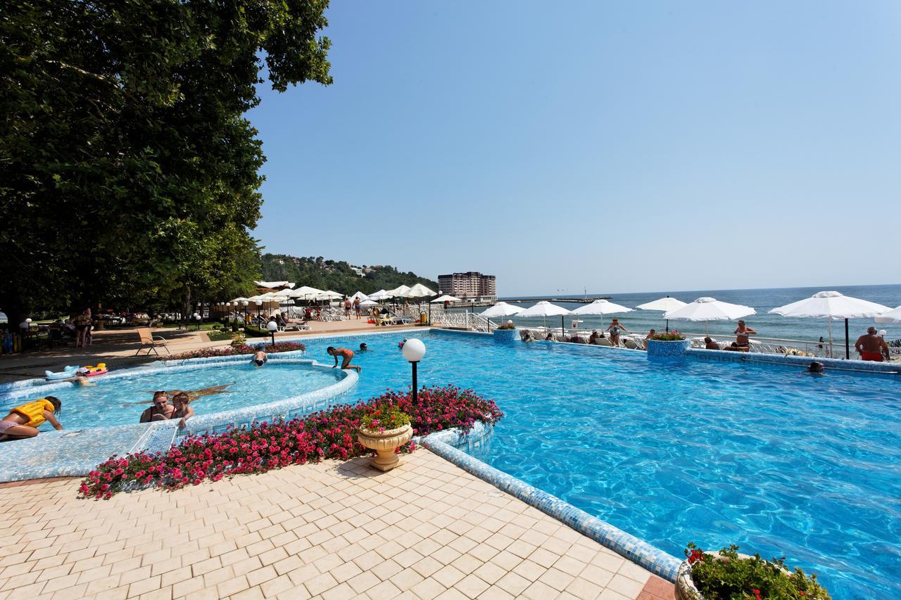 Marina Hotel, Sunny Day 瓦爾納 外观 照片