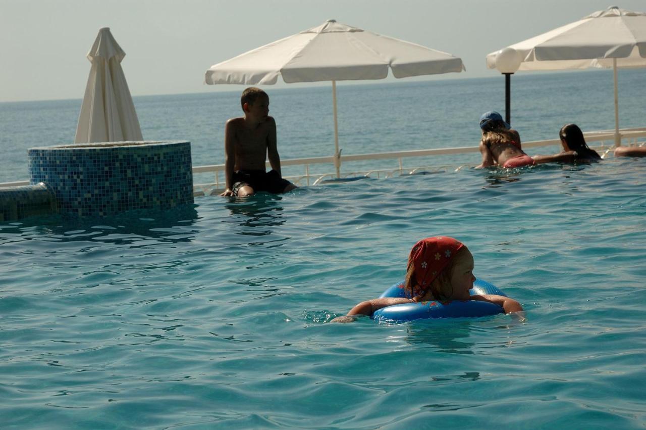 Marina Hotel, Sunny Day 瓦爾納 外观 照片